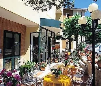 호텔 Eco-hotel Edy 3*